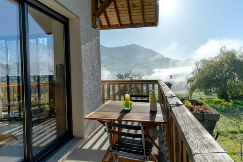 Maison de TAMO für 6 Personen mit Bergblick, privatem Garten und WLAN