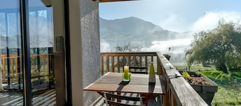 Maison de TAMO for 6 Guests with Mountain View, Private Garden, and Wi-Fi