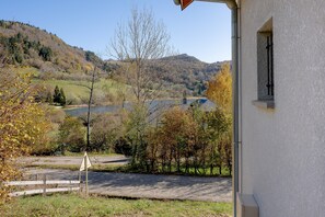 Property grounds - Lake House with Wifi, Terrace, and Lake View (La Thuile)