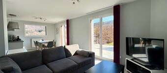 Lake House with Wifi, Terrace, and Lake View