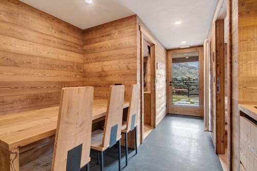 Zimmer 'Suretta' mit Bergblick und Wi-Fi