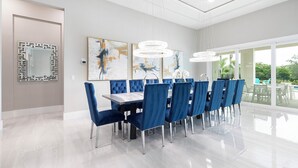 Dining - The Commodious Chateau-TT452 (Kissimmee)