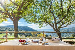 Servei de restauració a l'aire lliure