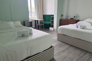 Unclassified image, 2 of 94, button - MONAlisa Guest House (Semporna)