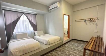 MONAlisa Guest House