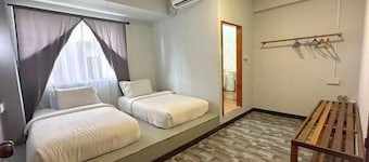 MONAlisa Guest House