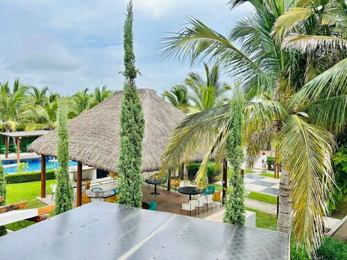 Casa en privada frente a la alberca by PartnerHost