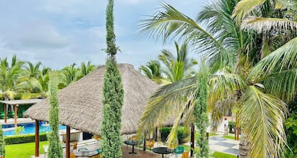 Casa en privada frente a la alberca by PartnerHost