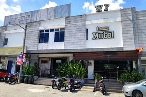 Unclassified image, 4 of 9, button - WF Motel (Kulim)