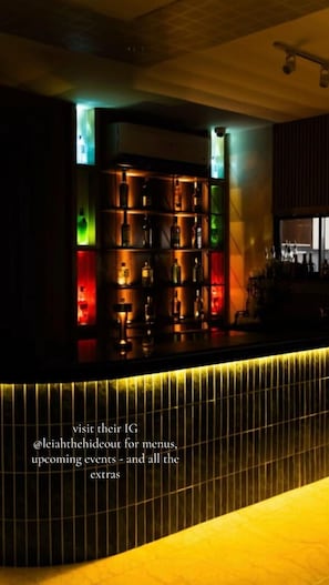 Poolside bar