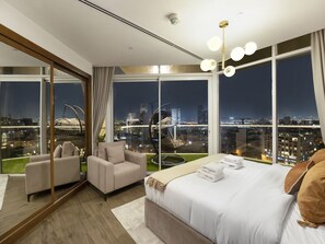 Skrivebord, strykejern/-brett, wi-fi og sengetøy