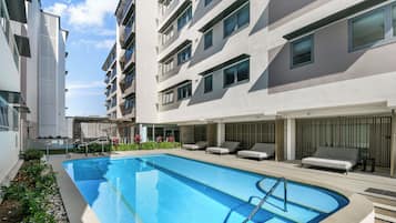 Udendørs pool