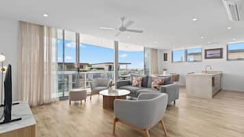 50 inci sebuah televisyen pintar dengan digital