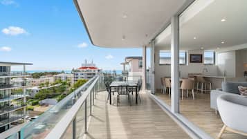 Three Bedroom Ocean View Apartment | Terrace/patio