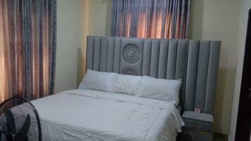 2 slaapkamers, een strijkplank/strijkijzer, wifi, beddengoed