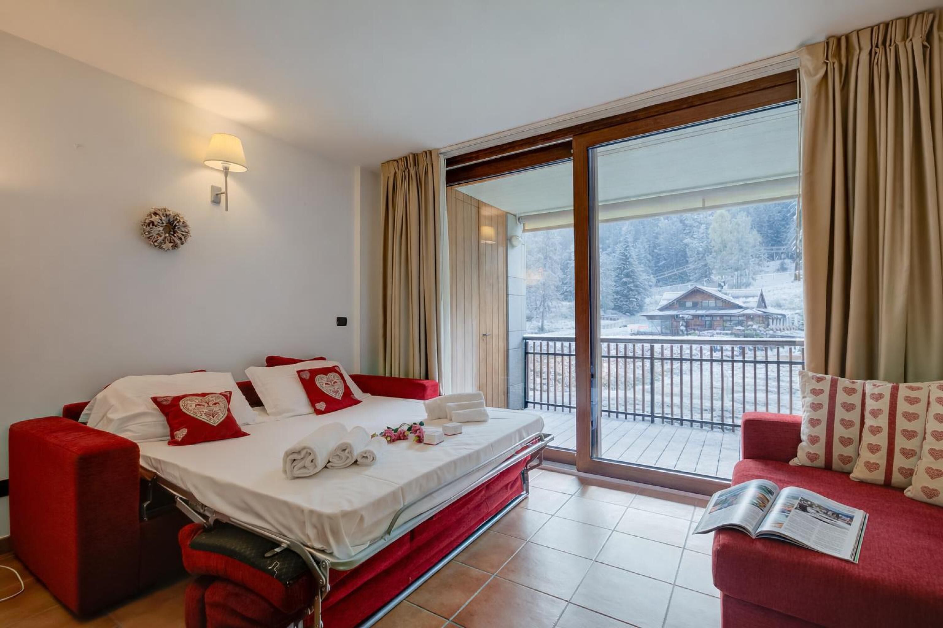 1 Schlafzimmer, Schreibtisch, WLAN, Bettwäsche