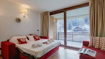 1 Schlafzimmer, Schreibtisch, WLAN, Bettwäsche