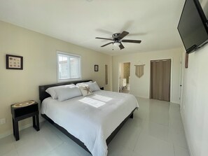 2 bedrooms, iron/ironing board, WiFi, bed sheets