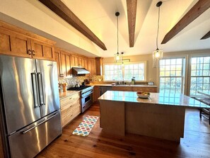 Fridge, microwave, oven, stovetop - New Listing at the Hermitage club (Dover)