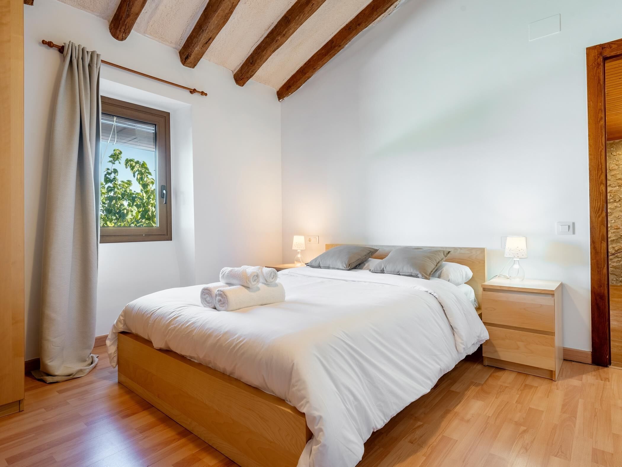 5 Schlafzimmer, Bügeleisen/Bügelbrett, Internetzugang, Bettwäsche