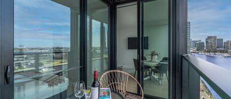 2 Bedroom 2 Bathroom with River View | 2 bedrooms, blackout curtains, soundproofing, iron/ironing board