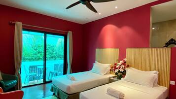 Free WiFi, bed sheets