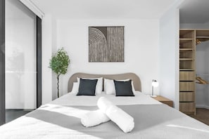 2 chambres, fer et planche à repasser, Wi-Fi, literie fournie