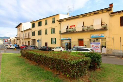 Apartment at the entrance to the historical centre of Arezzo, reached by a walk through the cobbled