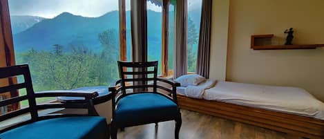 Suite superior, vista a la montaña | 1 habitación y wifi gratis