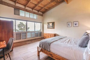 11 slaapkamers, een strijkplank/strijkijzer, gratis wifi, beddengoed