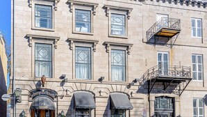 Exterior - 10 Double Room (Québec)