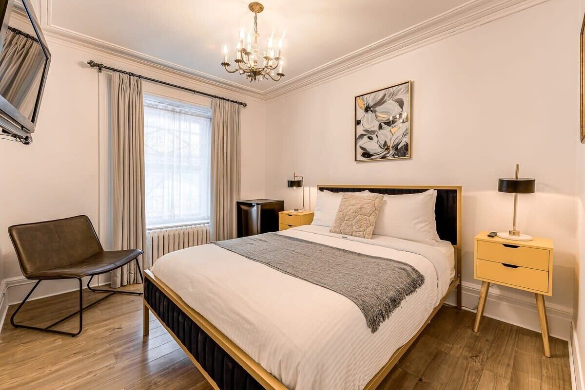 1 chambre, fer et planche à repasser, Wi-Fi, draps fournis