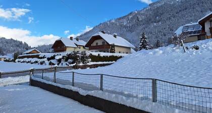 Apartment in detached house near ski resort