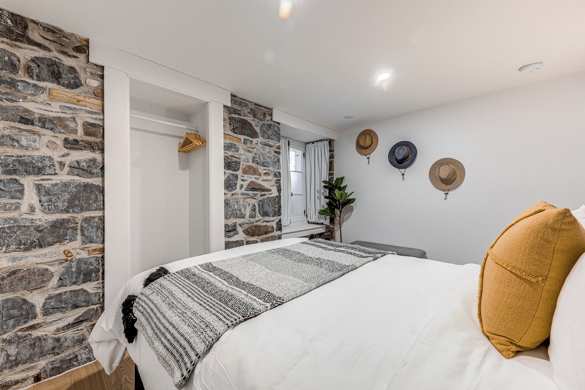 Deluxe Apartment, Patio | 1 bedroom, free WiFi