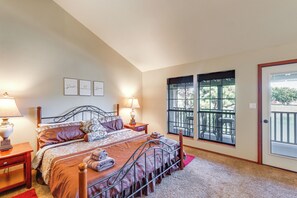 3 bedrooms, iron/ironing board, Internet, bed sheets