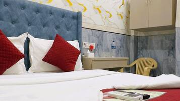 Individually decorated, individually furnished, desk, free WiFi