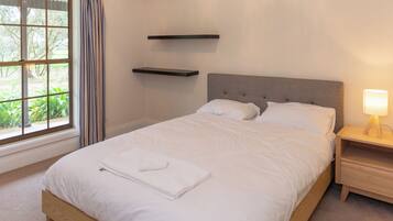 Familie huis | 5 slaapkamers, een strijkplank/strijkijzer, gratis wifi