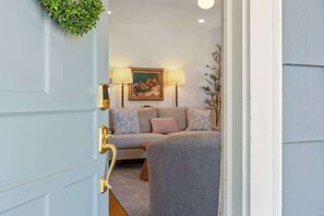 Interior - Your Weekend Starts Here | Pour, Grill, Repeat (Spokane)