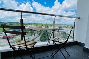 Room - KULAI IOI Mall D'Putra Near JPO Senai Airport (Kulai)