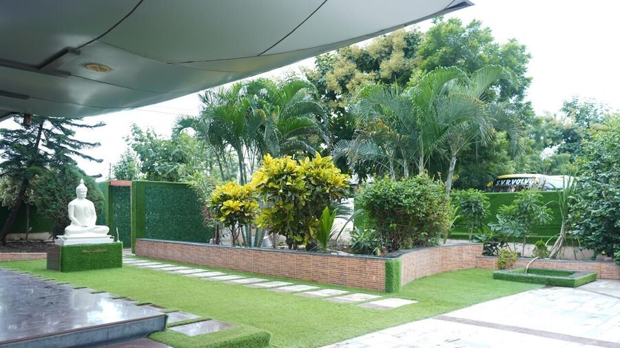 SVR Hotel Sai Samrat