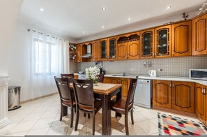 Apartment | 1 bedroom - Authentic Lake View Apartment (Shkodër)
