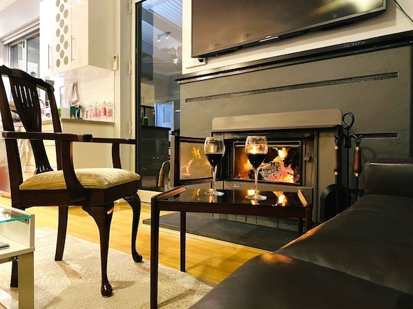 Hus – comfort, hageutsikt | Oppholdsområde