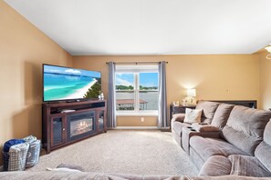 TV, fireplace - Pleasure Point - Waterfront house w/Dock off Bagnell Dam Strip (Lake Ozark)