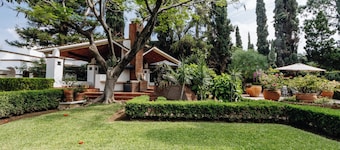 Bule Villas 2 Bedroom-2 Bath Beautiful "Dylan's Corner"