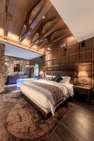 Suite Khas | Seprai premium, selimut bulu angsa, dan tempat tidur Select Comfort