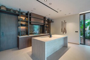 Luxury-Villa, Poolblick | Eigene Küche