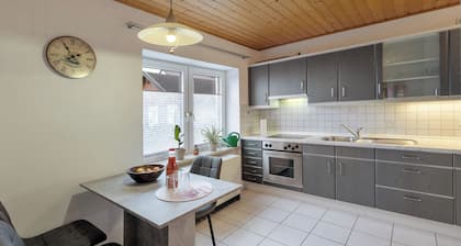 Apartment 'Naturoase Fichtelberg' with Private Terrace, Private Garden and Wi-Fi