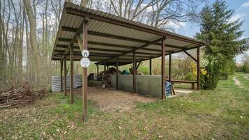 Enceinte de lâhĂ©bergement