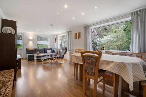 Holiday Home 'Baumfuchs' with Lake View, Private Terrace and Wi-Fi