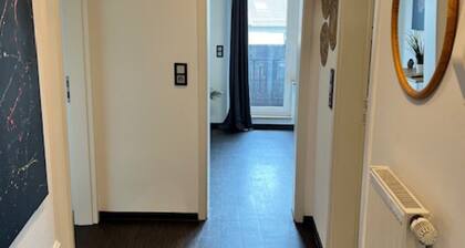 Ferienwohnung 'Hochwertige Wohnung Frechen City' mit Gemeinschaftsterrasse, Balkon und Wi-Fi